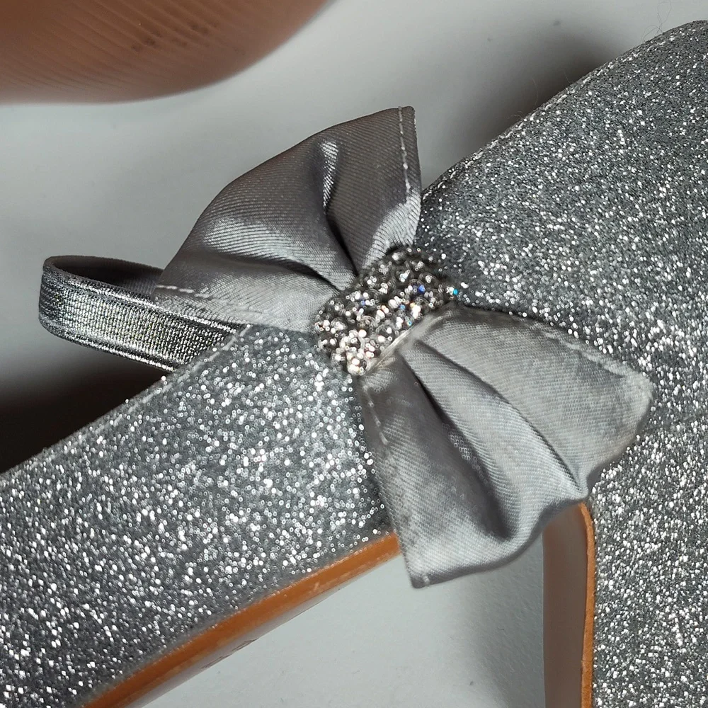 Badgley Mischka Girls‎ Glitter Block Heel Dress Shoes 2